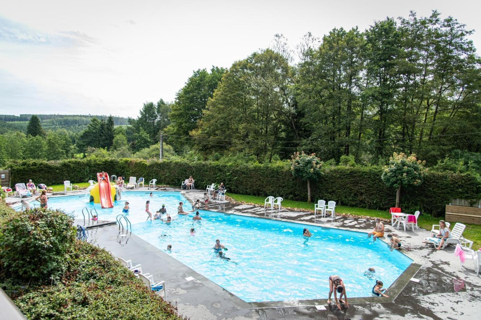 Hotel Ardenparks Petite Suisse Dochamps Exteriér fotografie