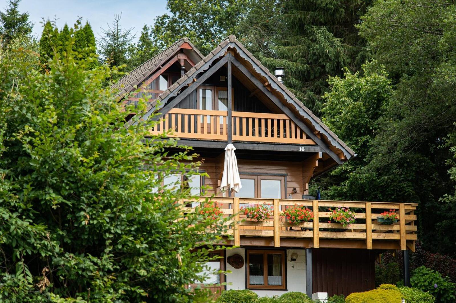 Hotel Ardenparks Petite Suisse Dochamps Exteriér fotografie